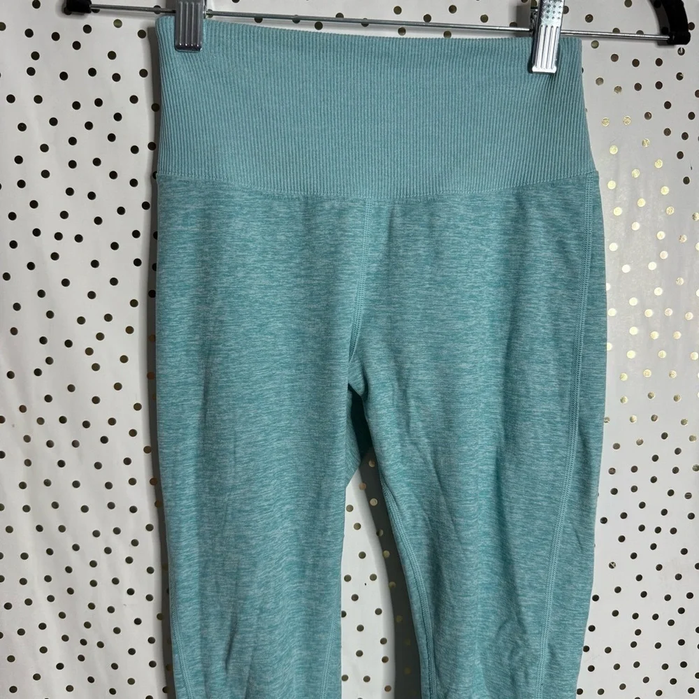 Alo Yoga Light Blue High-Waisted Leggings
